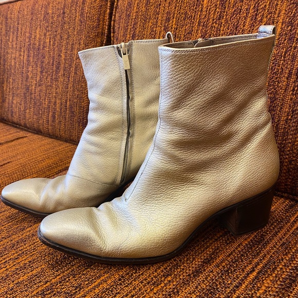 SOLD***Saint Laurent YSL gold metallic boots - Picture 2 of 7